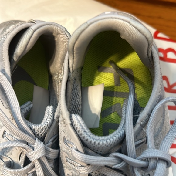 Ladies Nike free running shoes - Picture 4 of 5